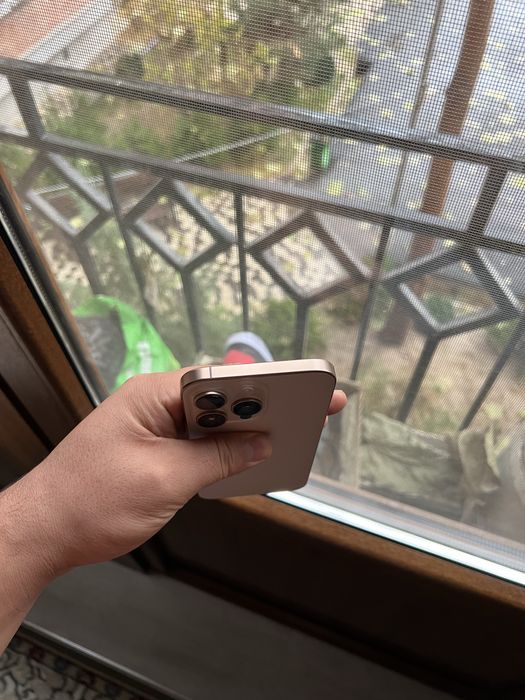 IPhone 16 Pro Max Sim 100% yomkost Ideal Desert Titan