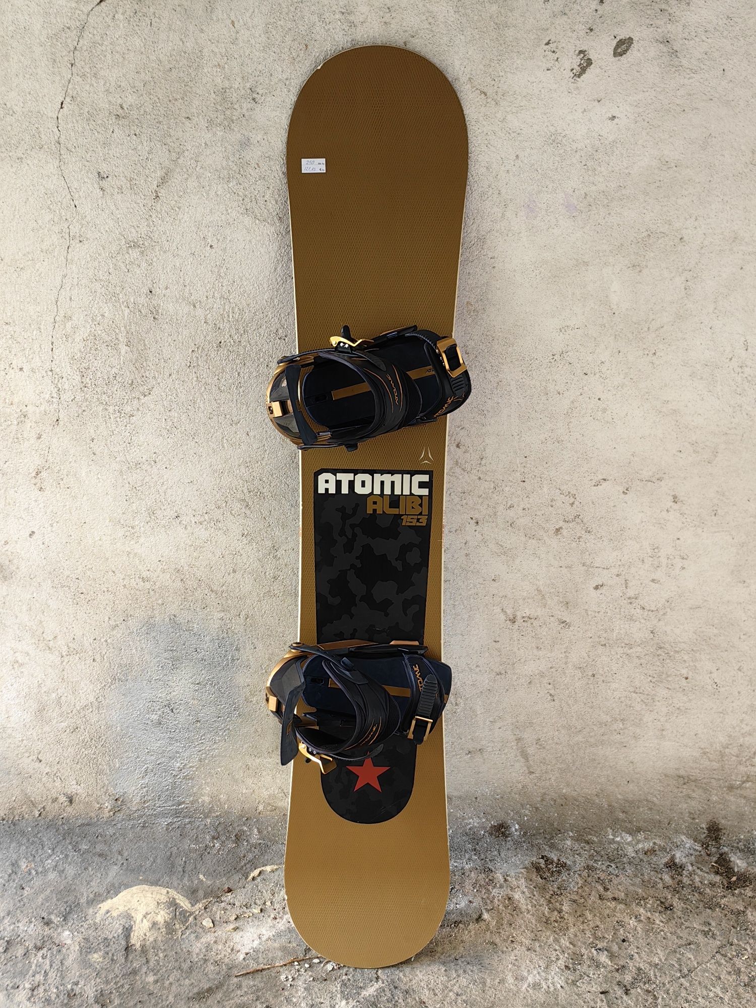 Сноуборд Atomic Alibi 153 см