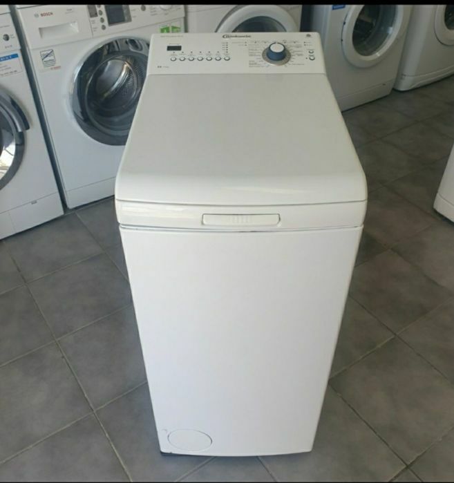 LICHIDARE DE STOC.  Masina de spălat Whirlpool, cu incarcare verticală
