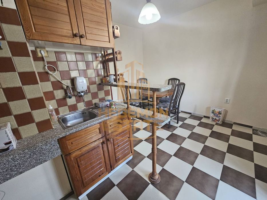 Продава се Тристаен апартамент в Варна, Лятно кино Тракия - 65 кв.м за 2060 €/кв.м - Снимка #1