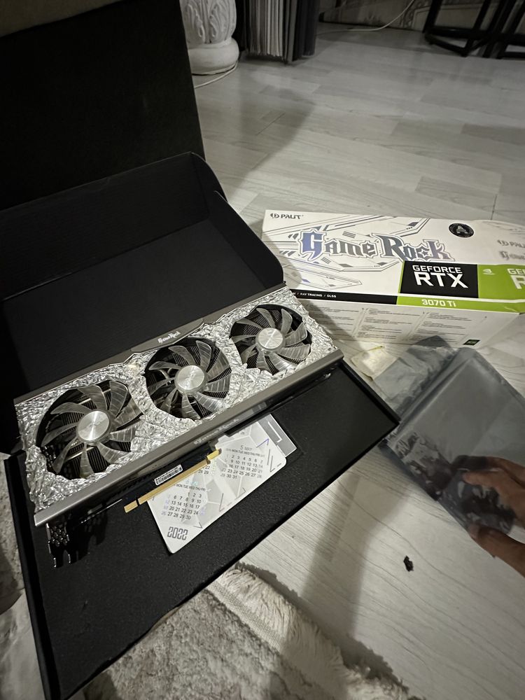 Deyarli yangi !!! RTX 3070ti OC GameRock Palit