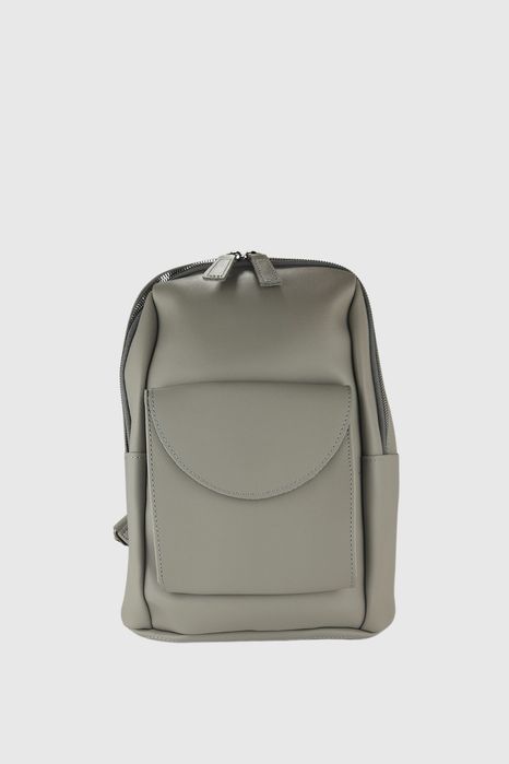 НОВО! ЛИКВИДАЦИЯ! Дамска раница с външен джоб в сиво