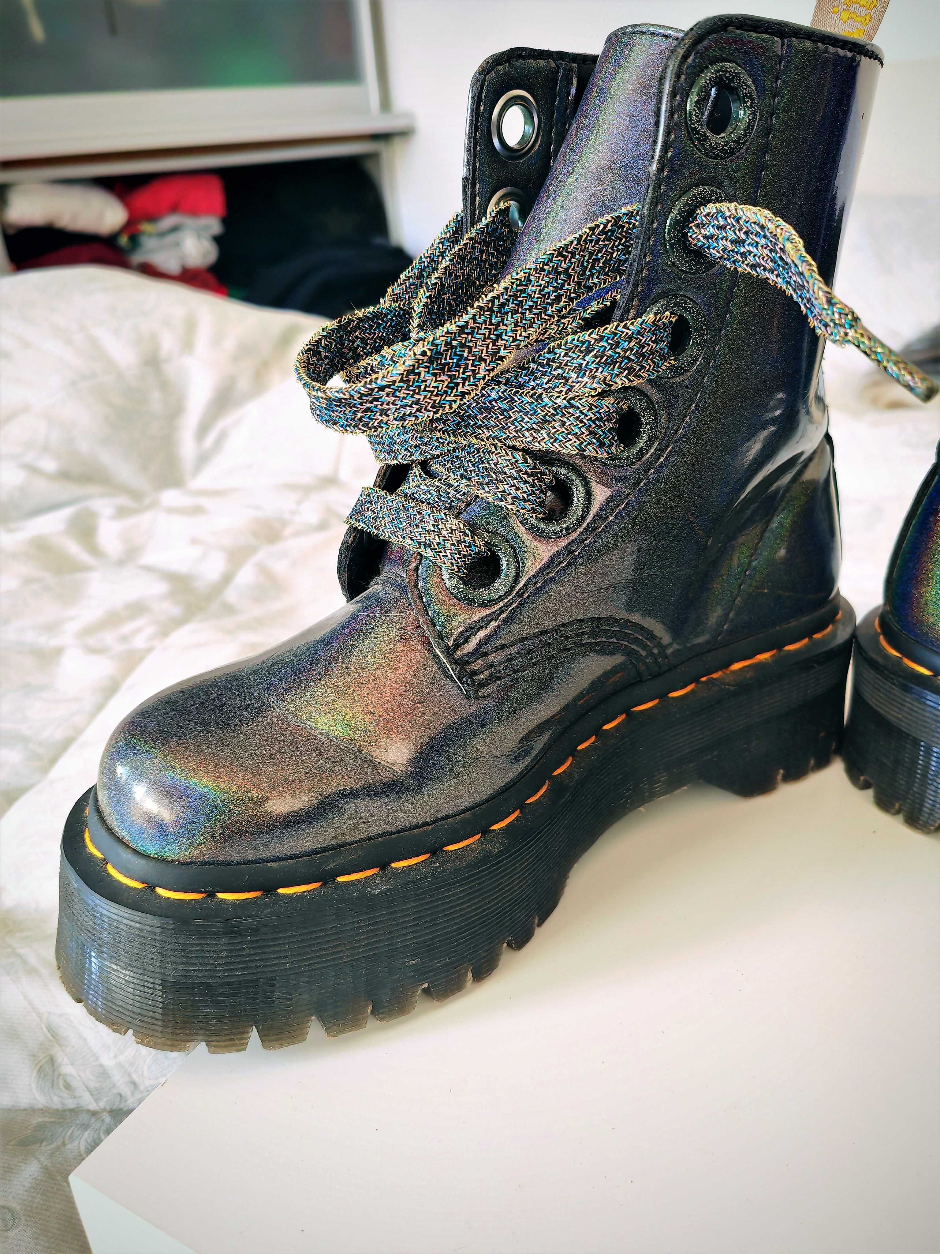 Кубинки Dr. Martens на платформа, номер 36