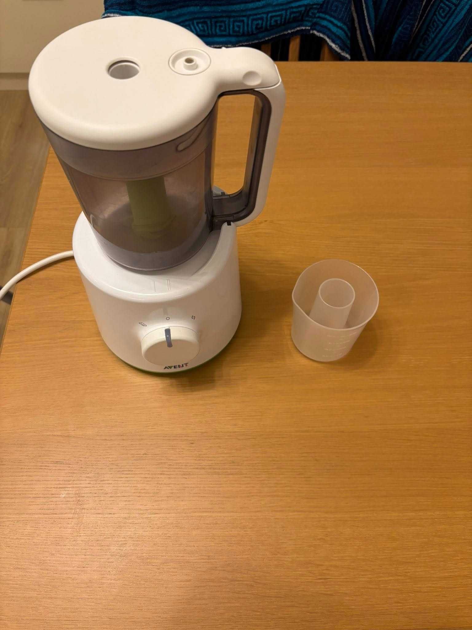 Комбиниран уред за готвене на пара и блендер Philips Avent. Използван