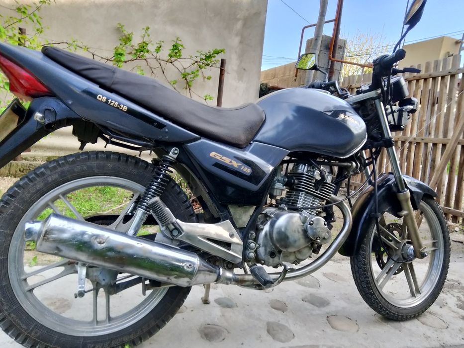 Suzuki 125 кубов