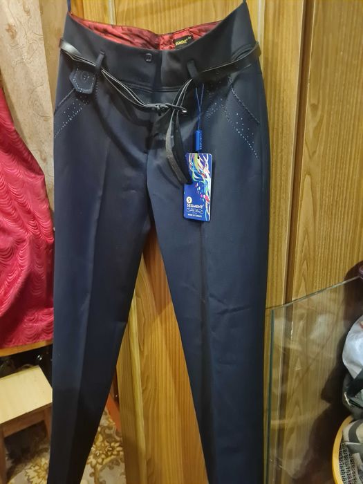 Брюки классические школьные  на девочку