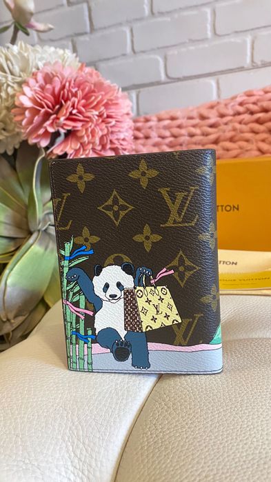 Cardholder passport Lv паспорт холдер документи