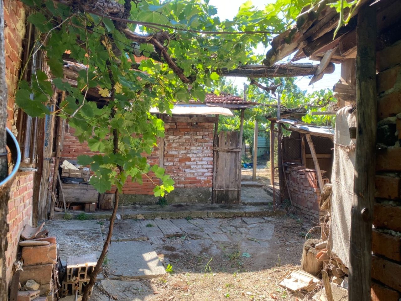 Продава се Къща в с. Драговищица, Област Кюстендил - 55 кв.м за 370 €/кв.м - Снимка #5