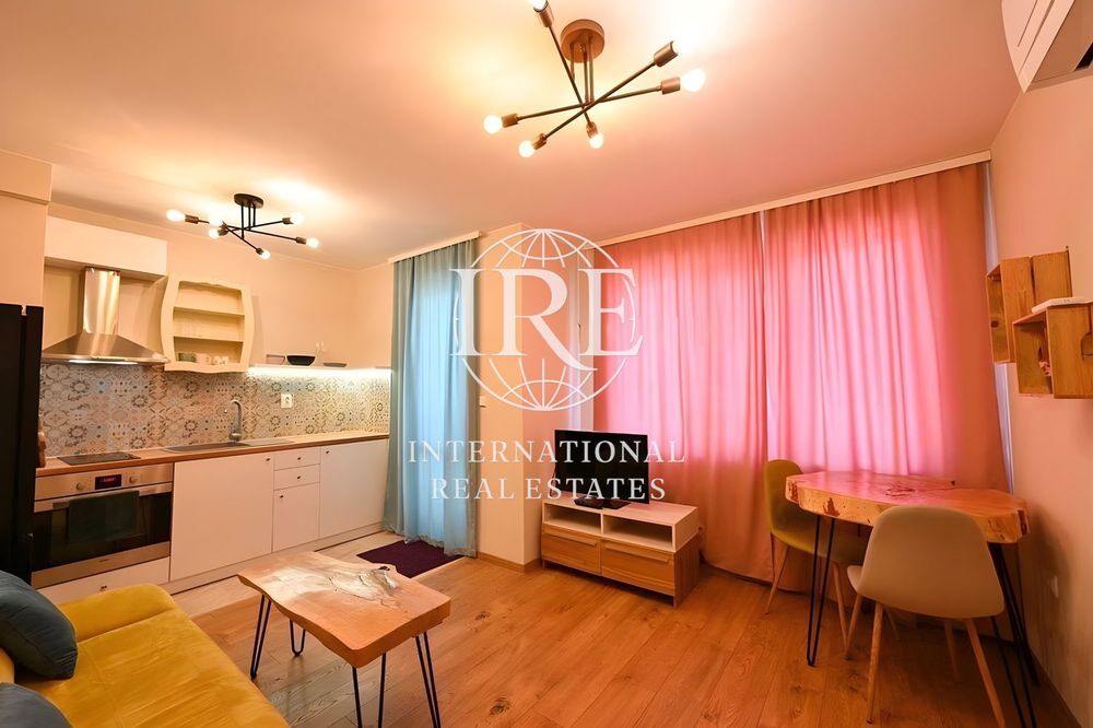 Продава се Двустаен апартамент в Варна, Колхозен пазар - 56 кв.м за 2875 €/кв.м - Снимка #8