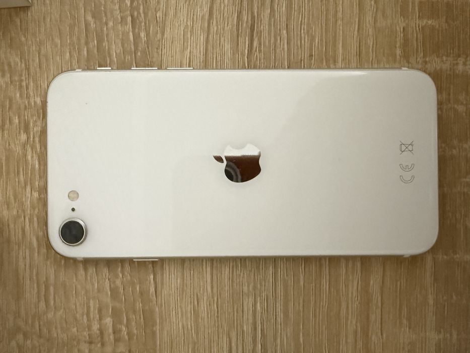iPhone SE 2 - 128 GB - 76% АКБ