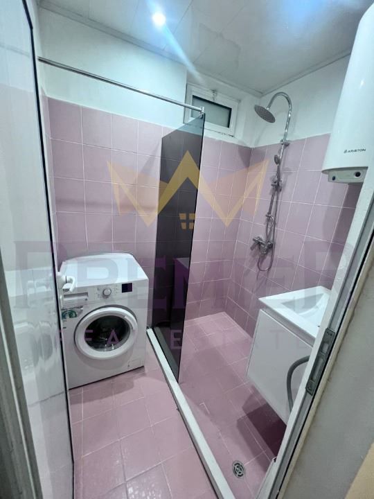 Тристаен апартамент в района на Окръжна Болница