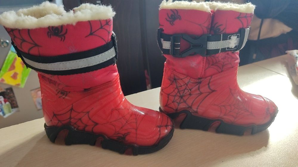 Дебели ботушки+ подарък