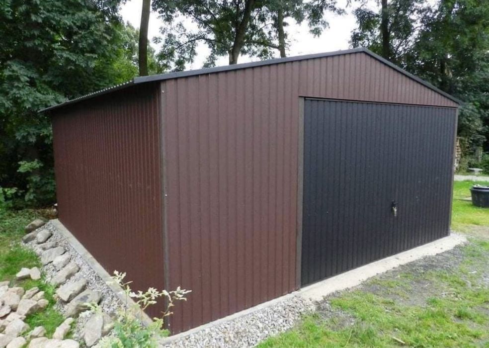 Vindem garaje metalice auto modulare