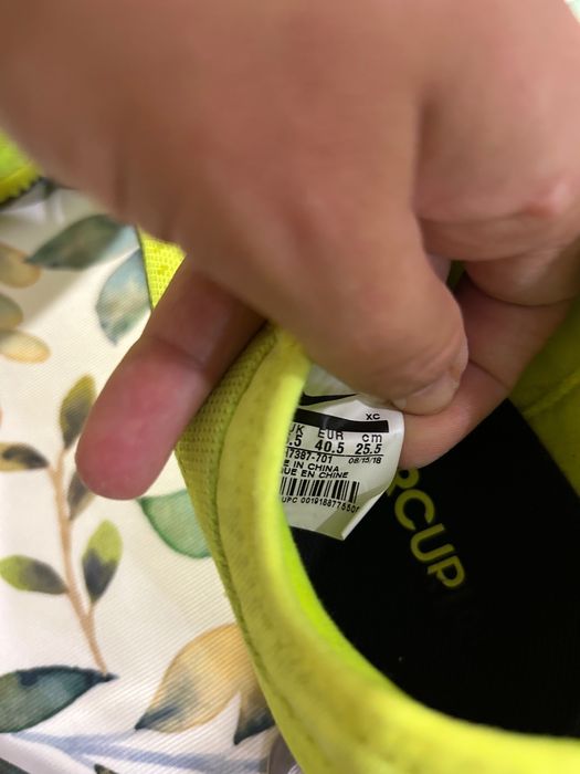 Маратонки Nike за футбол