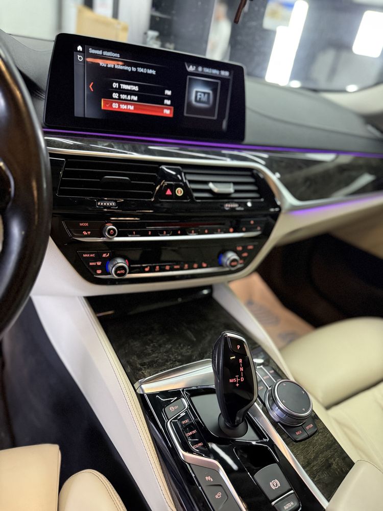 Bmw seria 5 Luxury Line 540i xDrive SRL sau PF