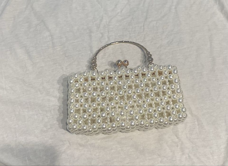 Чантичка от перли