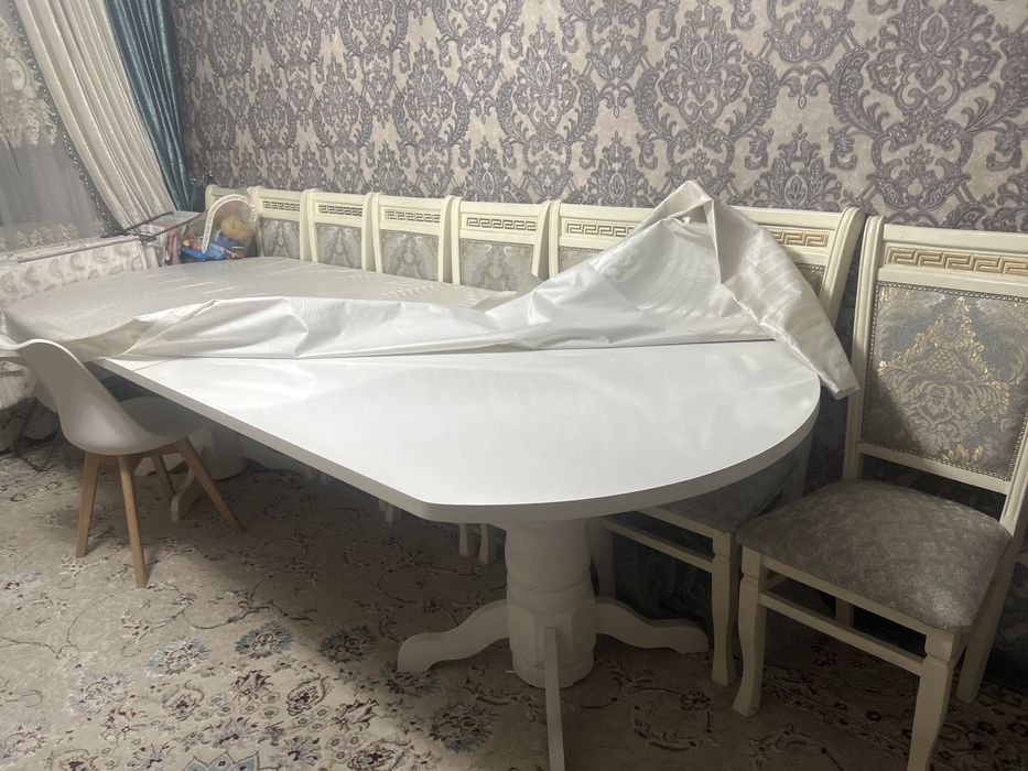 Стол б/у  350*110 город Тараз