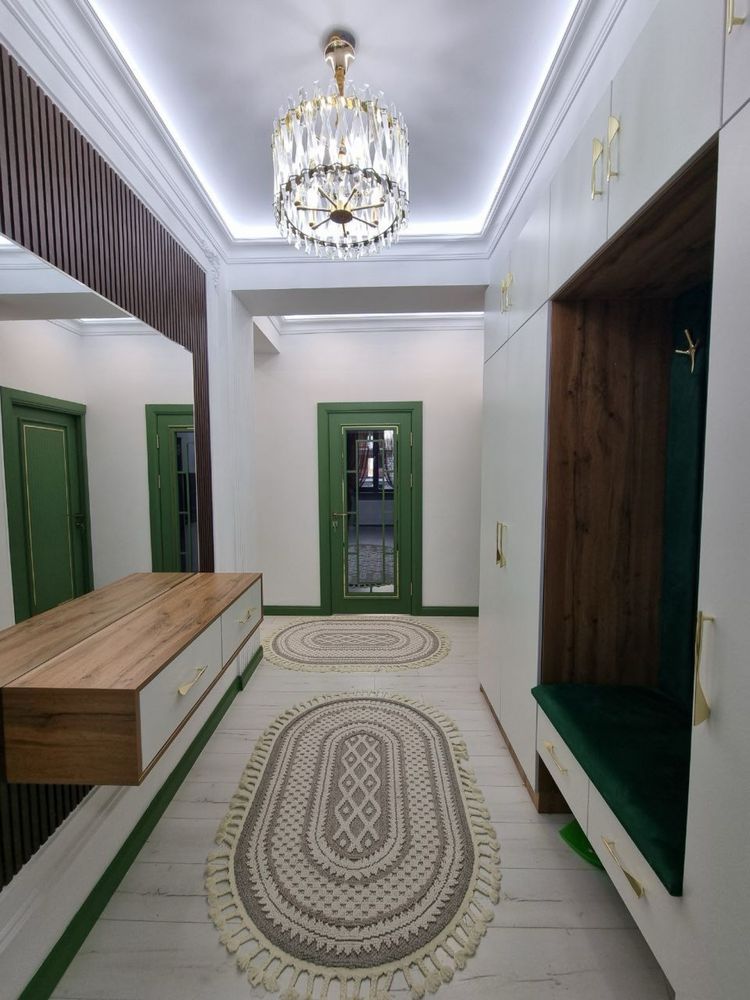 Продаётся 3х комнатная квартира в элитном районе
