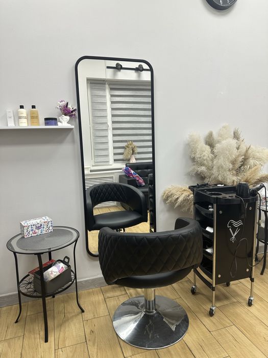 Сдам парикмахерское кресло мастеру по кератину