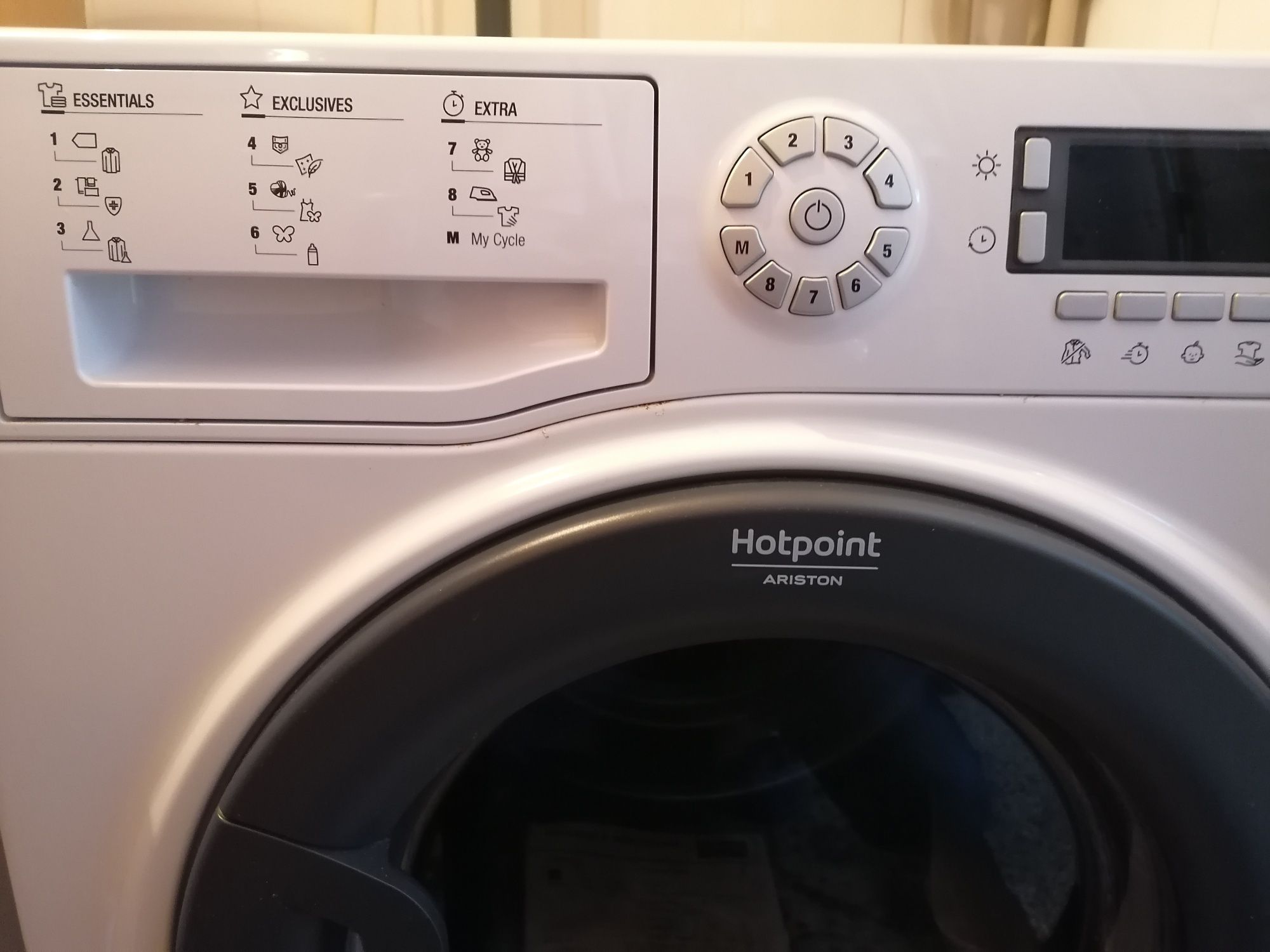 Сушилня -  Hotpoint Ariston FTCD 97