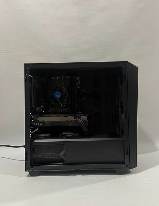 Геймърски компютър Intel Core i3 8300, RX 6600 8GB, 16GB ram