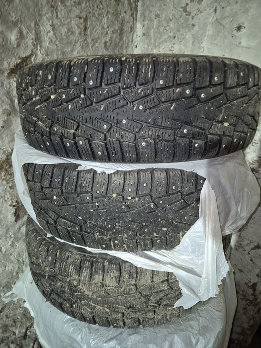 Шины зимние в комплекте