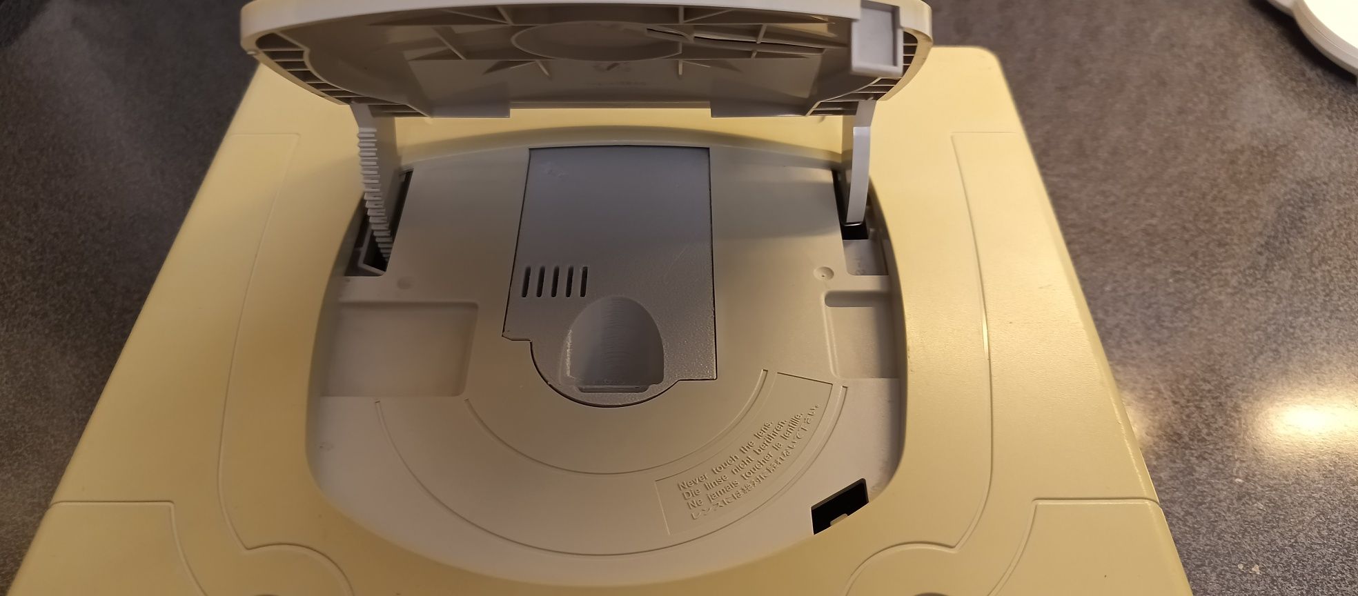 Sega Saturn с установленными модами
