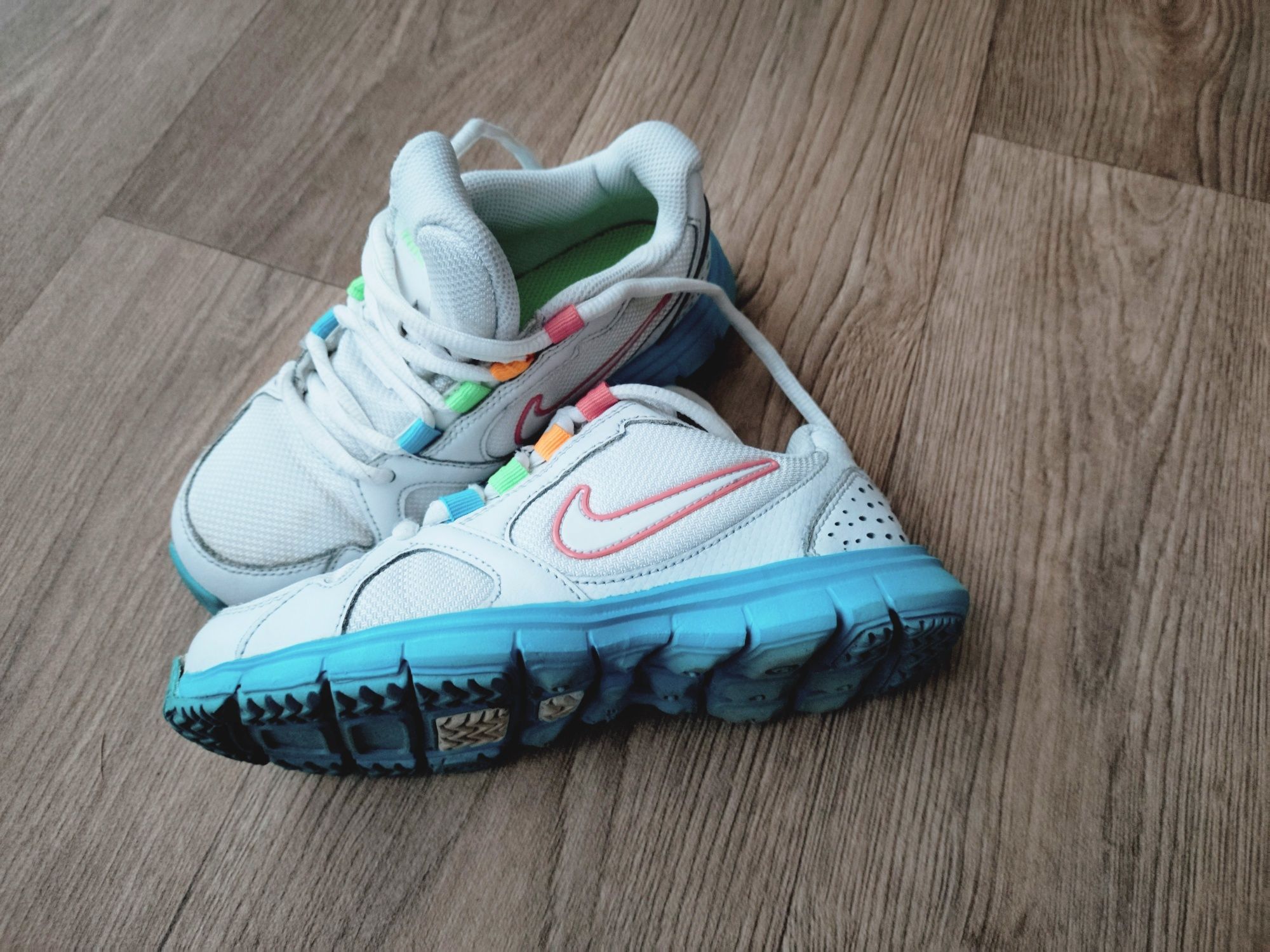 Маратонки Nike за момиче 31 номер