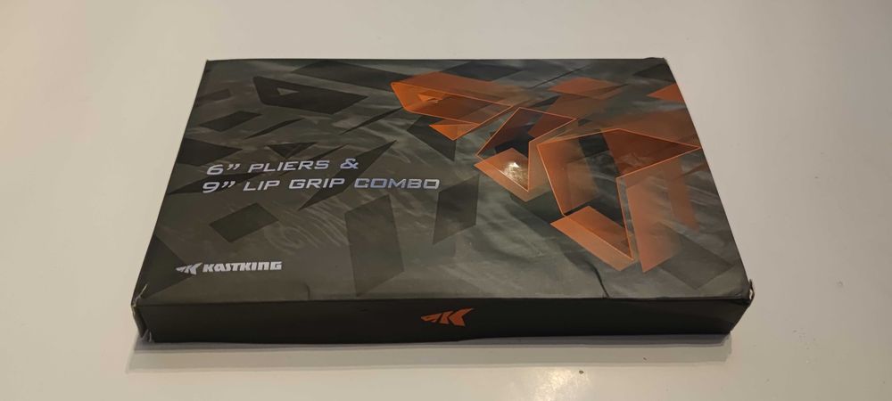 Set combo lip grip + cleste patent multifunctional Kastking. Calitate!