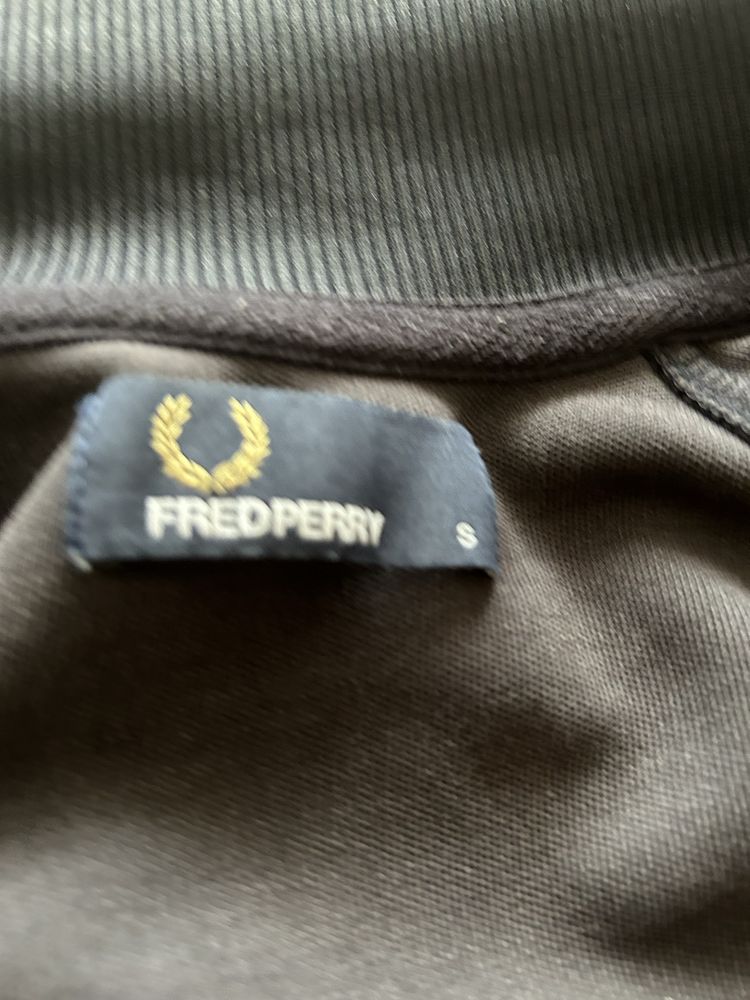 fred perry суитчер