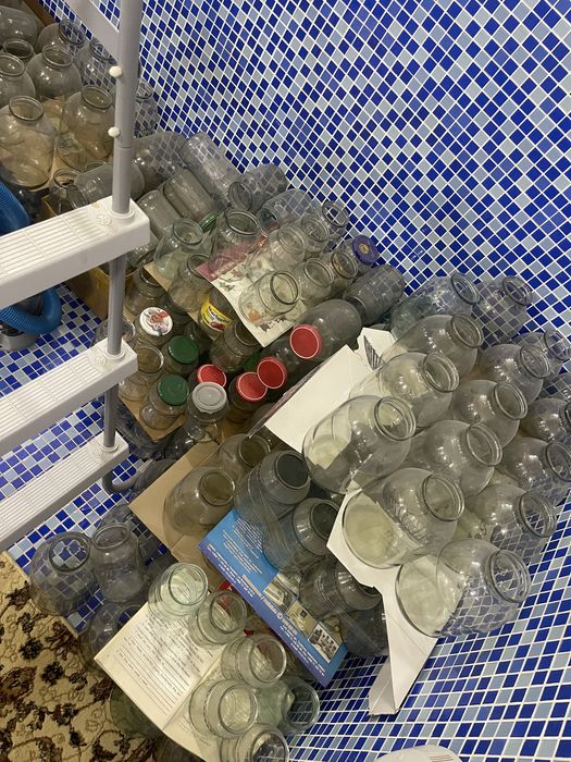 Продам банки цену договоримся