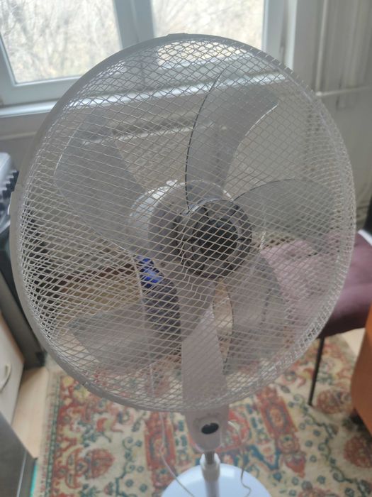 ventilator cu picior vortex aproape NOU