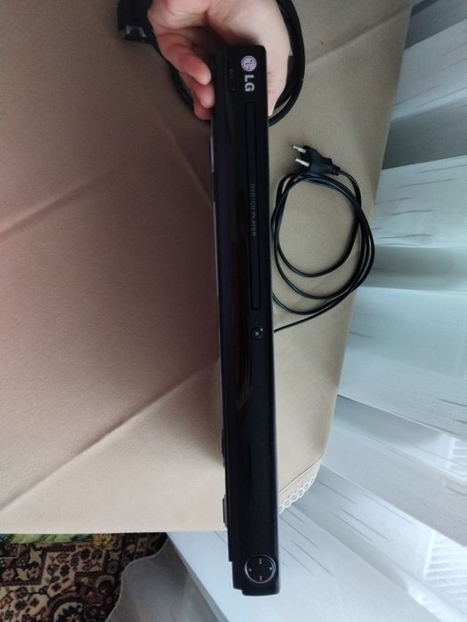 Dvd player LG puțin folosit