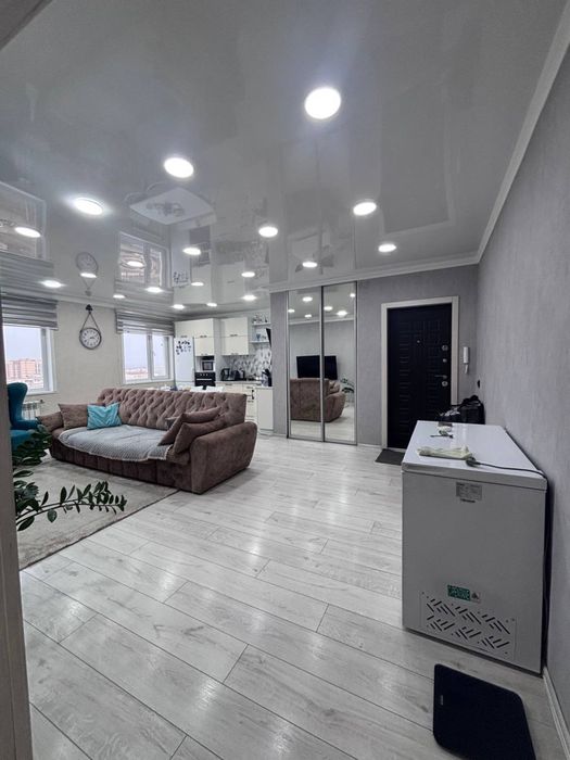 Продам трехкомнатную квартиру