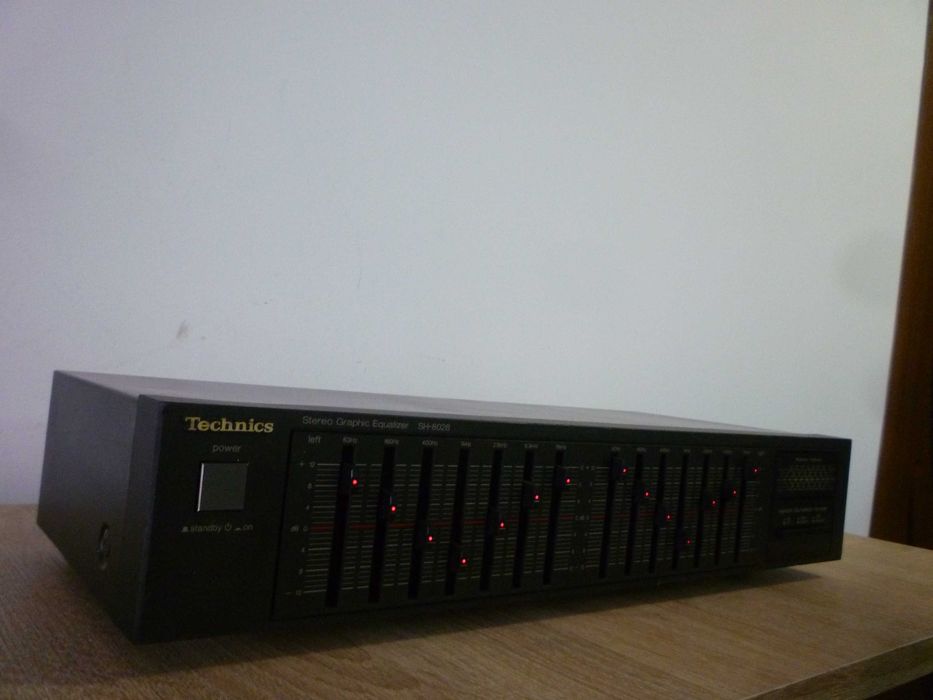 egalizator  technics sh-8028