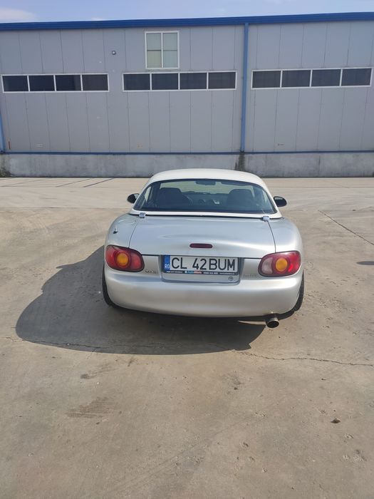 Vând/schimb Mazda mx 5 Miata  NB 1.6 16v Preț negociabil,