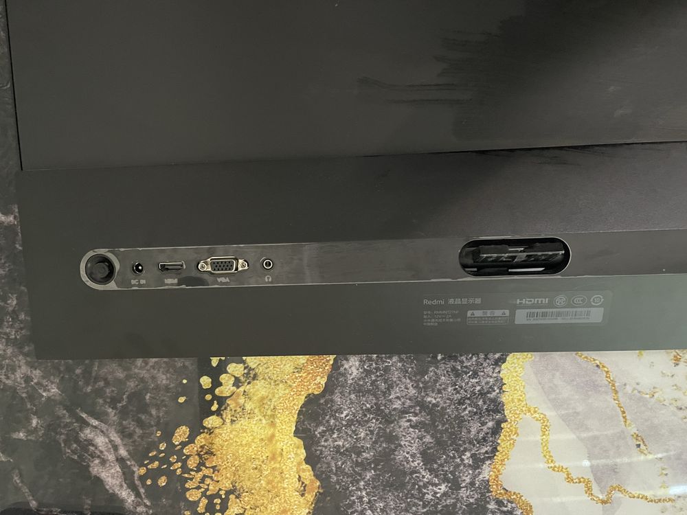 Redmi monitor 27 dyum yengide