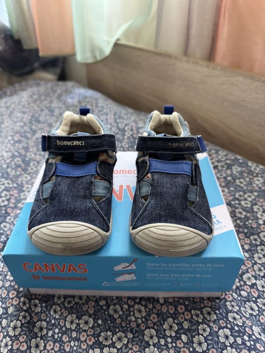 Сандали Biomecanics размер 22