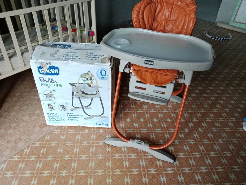 Продам детский стульчик 2 в 1 Chicco с рождения