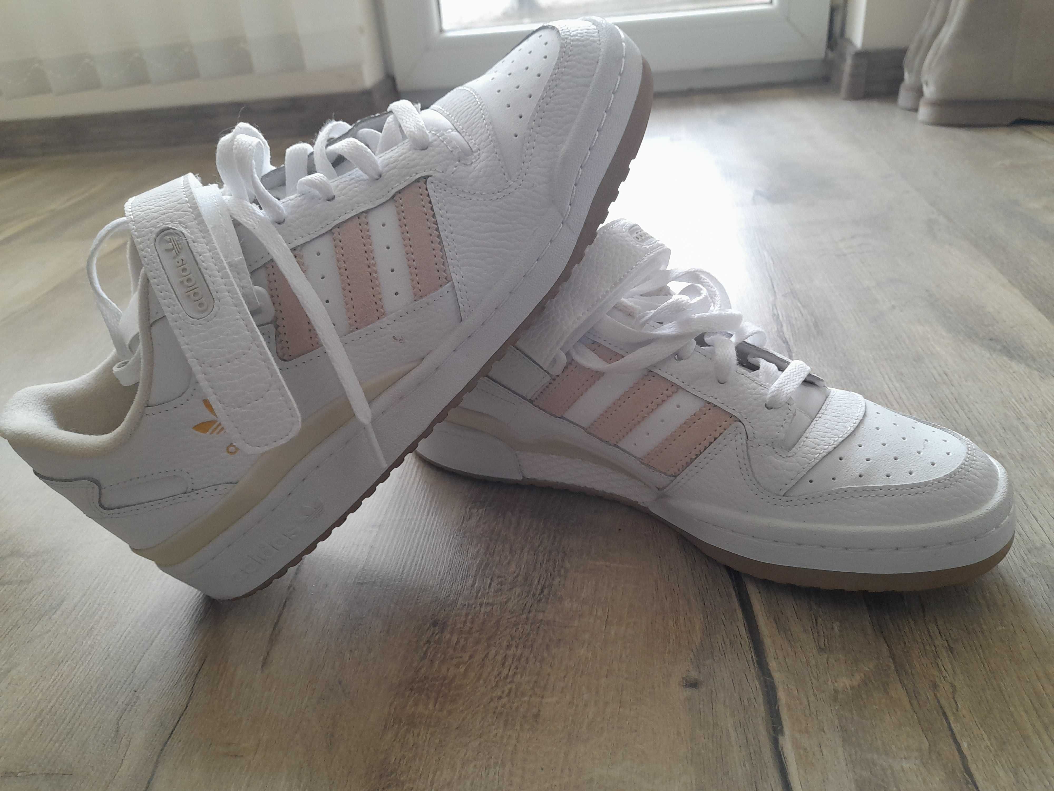 Adidas маратонки/кецове - нови
Forum Low White -  44 номер