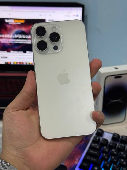 Iphone 15 pro max srooochna