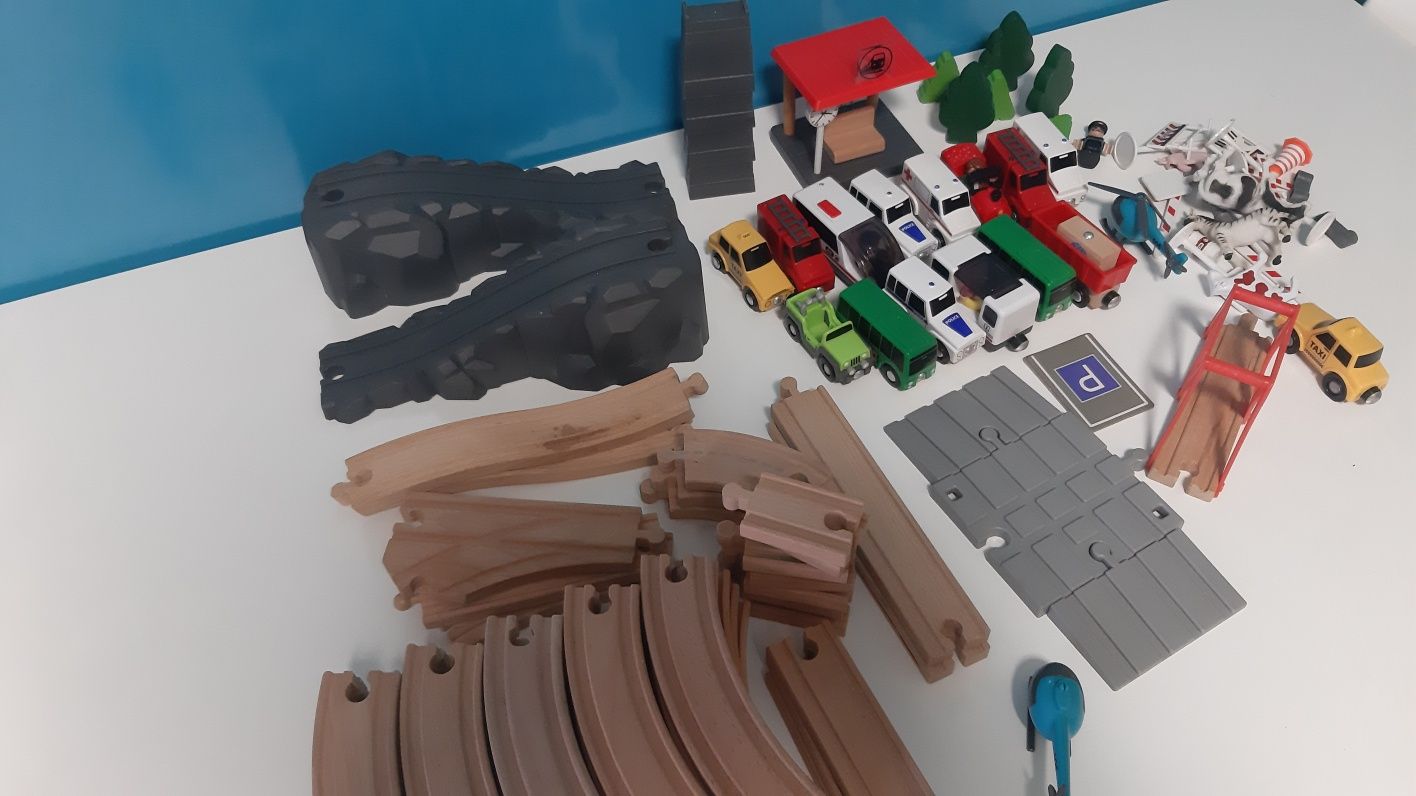 Set gara/șine de tren, lemn, Ikea, Lidl