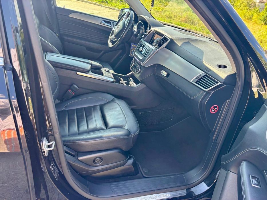 Mercedes-Benz ML 350 CDI 3.0 diesel 258 CP euro 6 pachet AMG