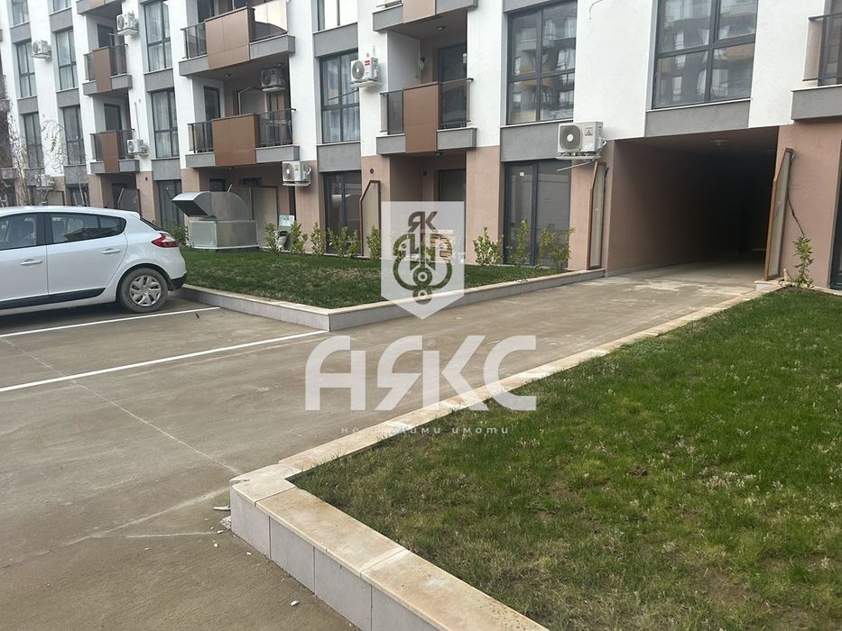 Дава се под наем Гараж / Паркомясто в София, Малинова долина - 14 кв.м за 147.9 € - Снимка #3