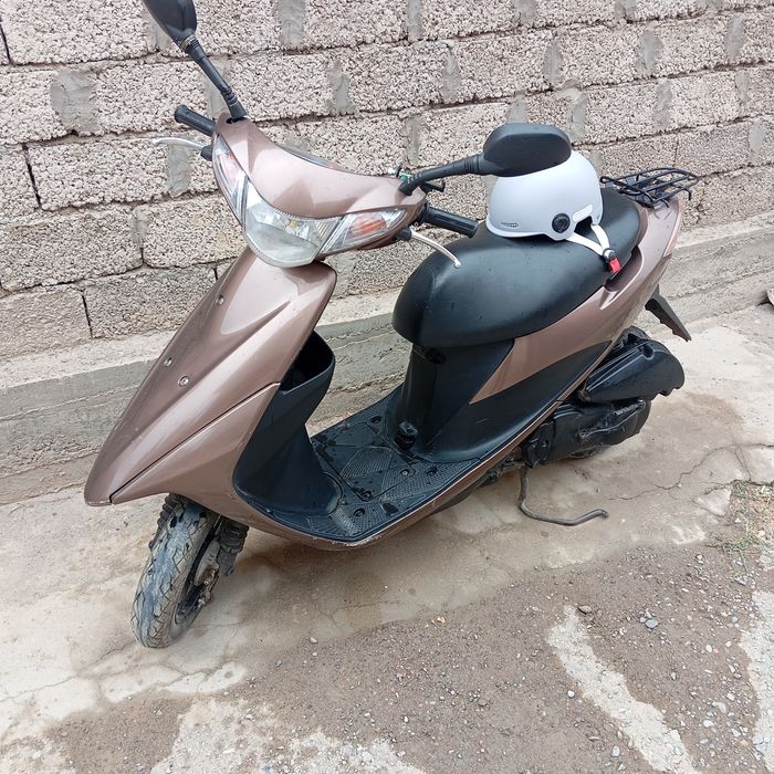 Продается надежный скутер Suzuki address v50 Япония инжектор