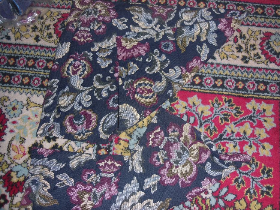 set 4fete perinita ,model in tesatura