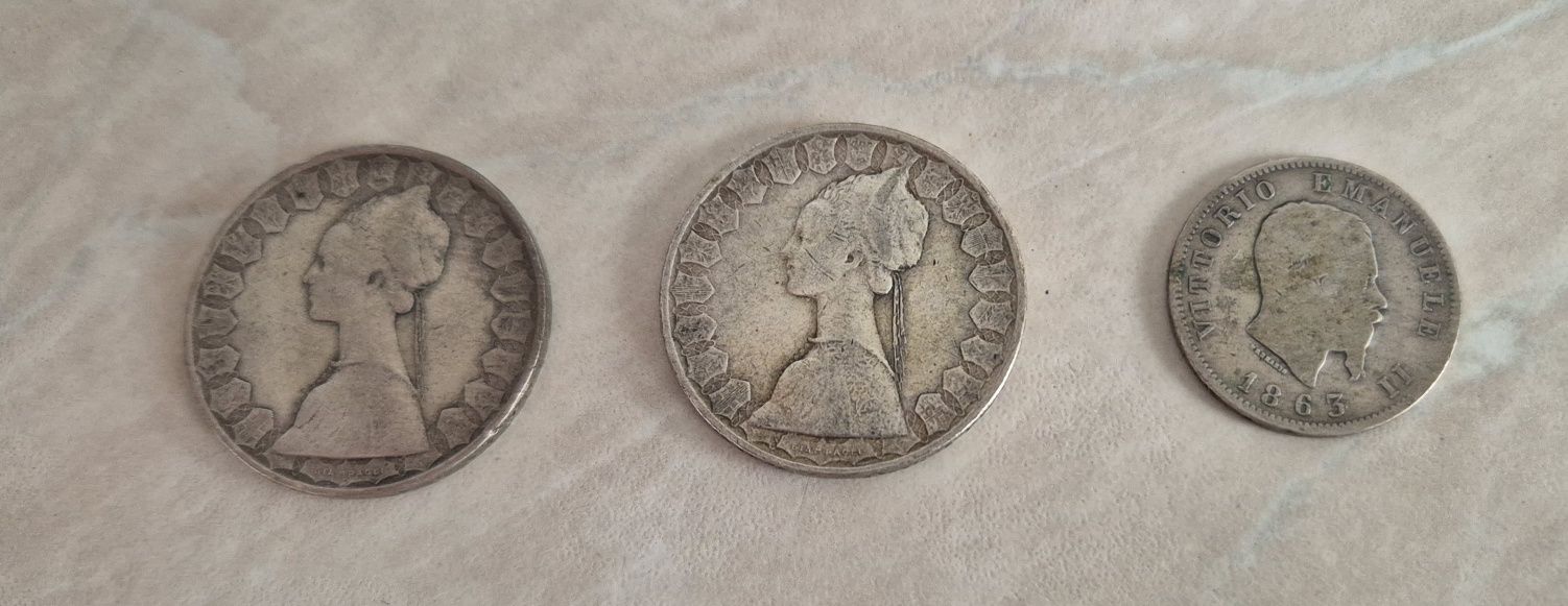 Vând 3  monede de argint Italia
