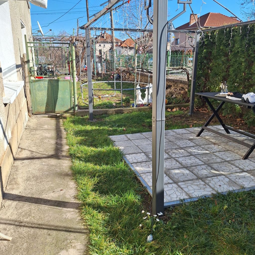 Продава се Къща в Берковица - 71 кв.м за 683 €/кв.м - Снимка #4