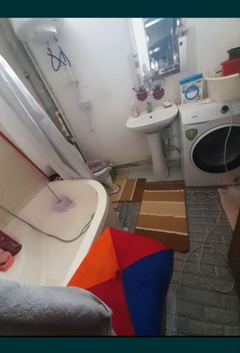 Навоий эски шаҳирида кредити бор кв сотилади