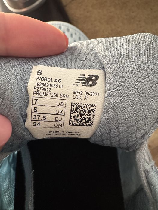 Adidasi New Balance mar.38